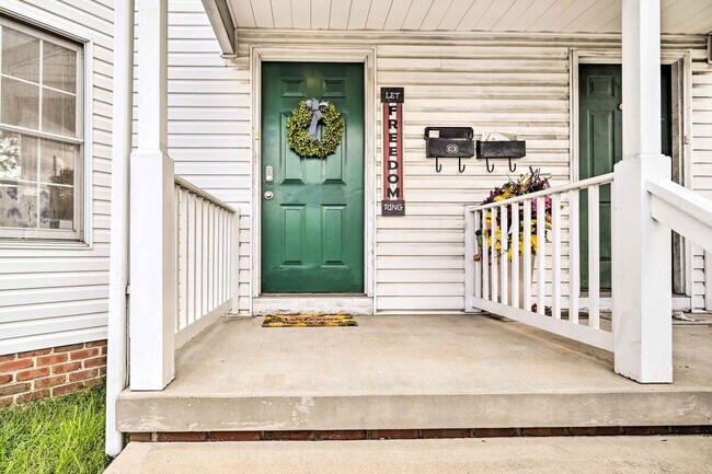 Building Photo - 9 Buford Ave