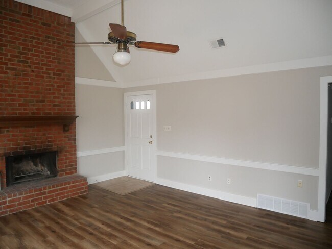 Building Photo - 7609 Clarkfield Pl