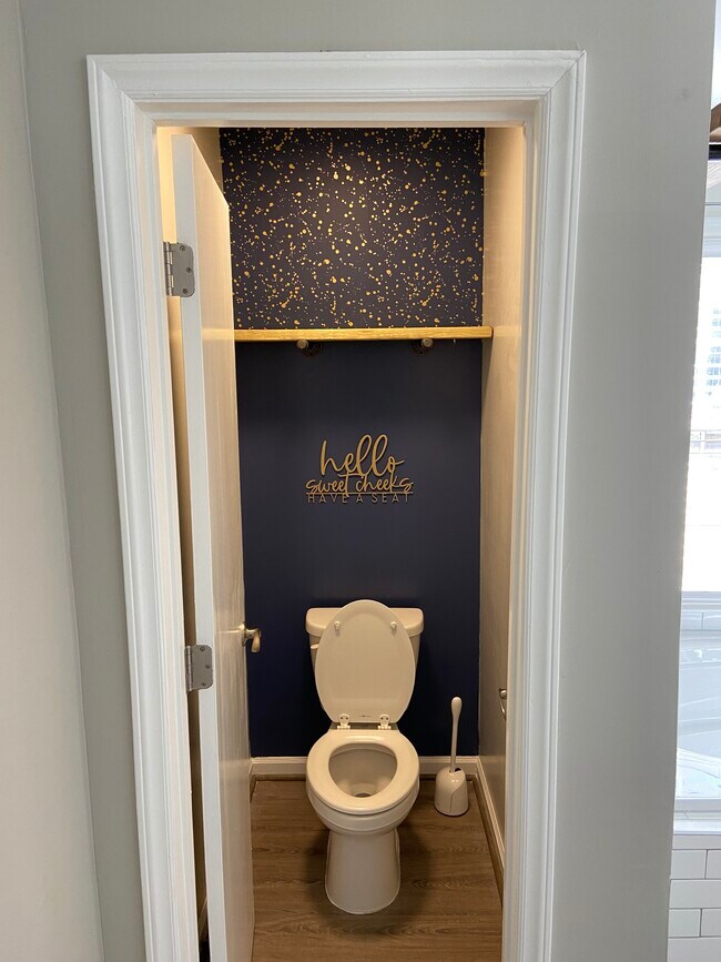 Building Photo - 1124 Theresa Ct