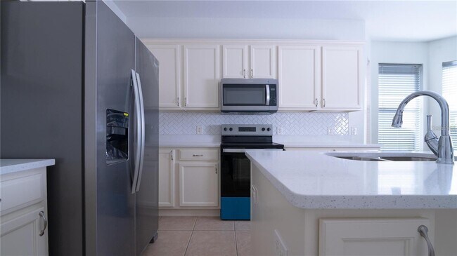 Building Photo - 4098 SW 51st Terrace