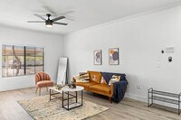 Building Photo - 875 W Pecos Rd