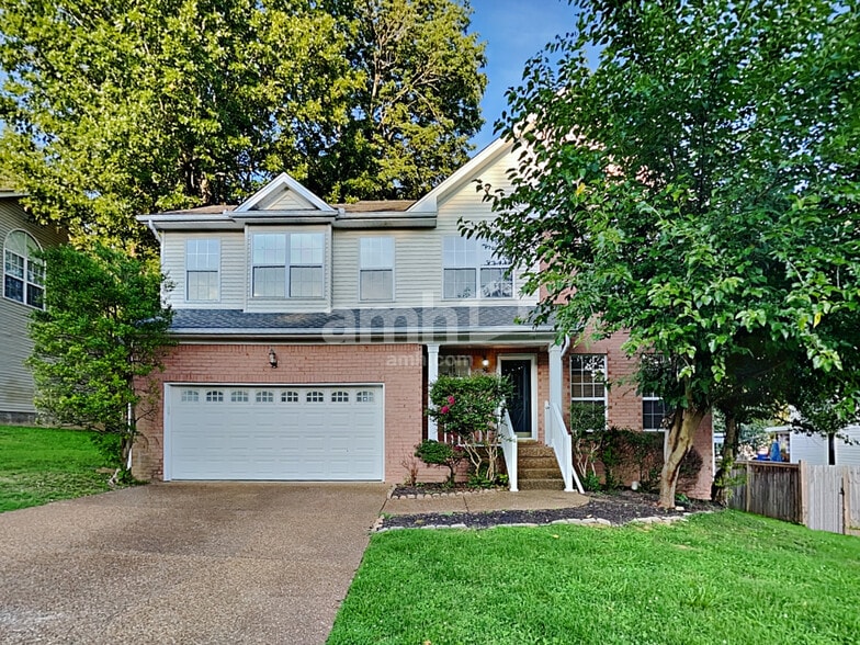 Primary Photo - 3110 N Waterford Ct