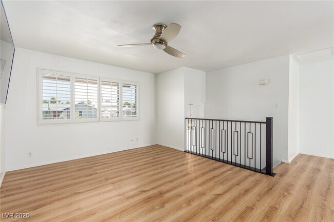 Building Photo - 505 Vincent Way