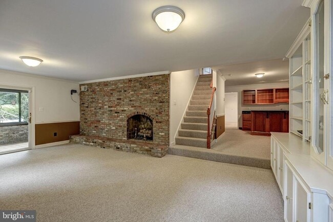 Building Photo - 929 Woburn Ct