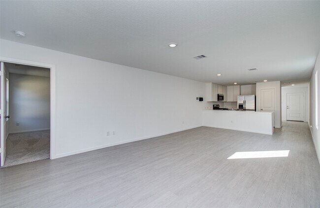 Building Photo - 14845 N Ascot Bnd Cir