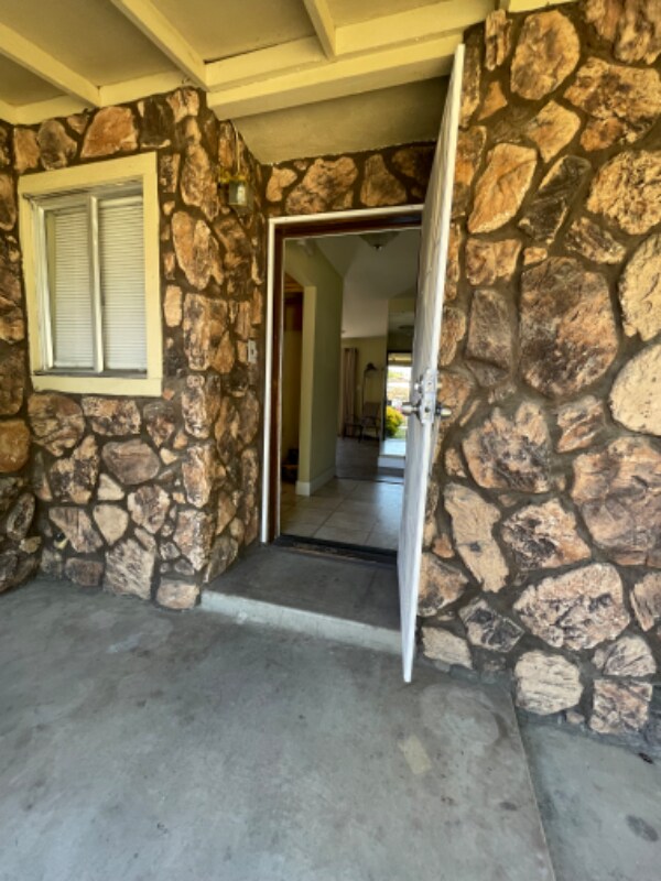 Building Photo - 416 Bruce Ave