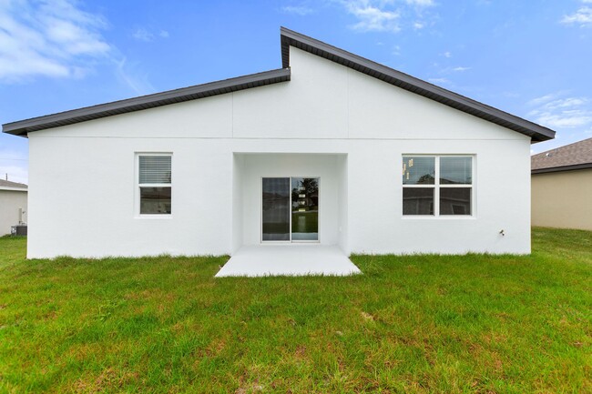 Building Photo - Deposit-Free! Modern, energy efficient hom...