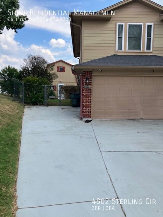 Building Photo - 4802 Sterling Cir