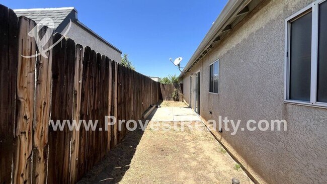 Building Photo - 8914 I Ave