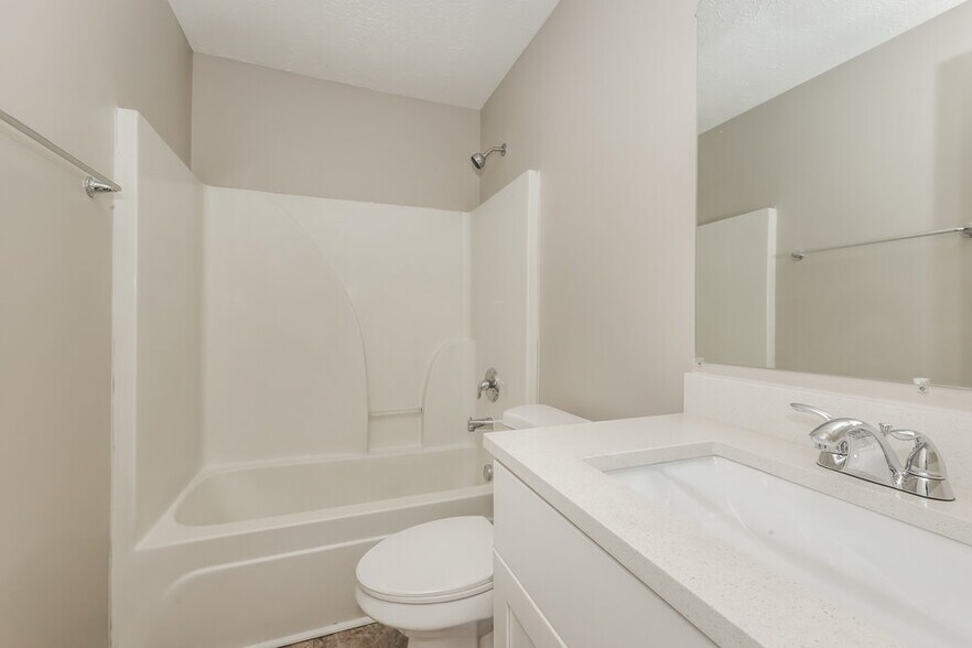 Building Photo - 1389 E Nir Shreibman