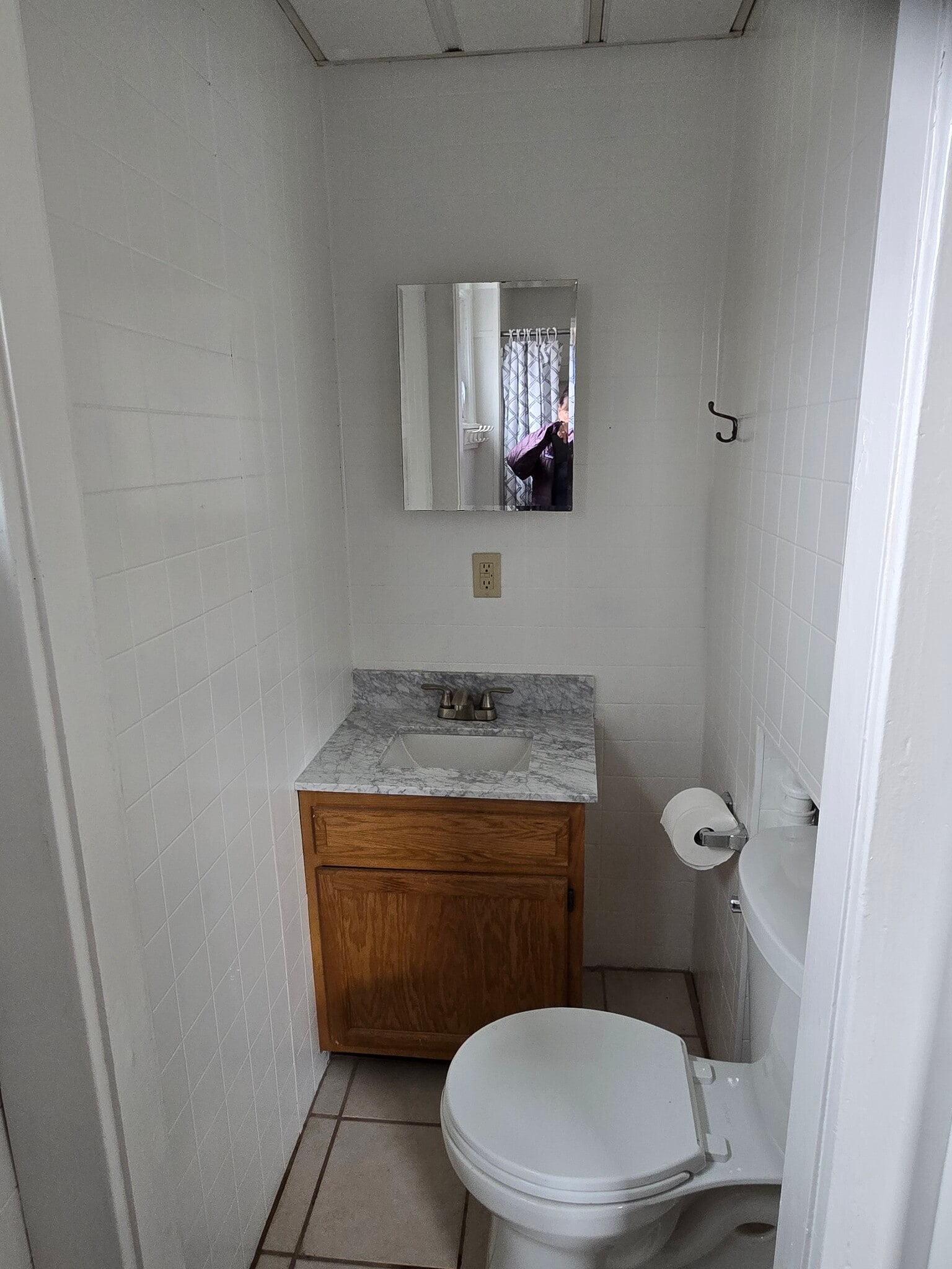 Building Photo - 129 E Main St