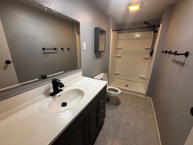 Building Photo - Italian Estates Property Management