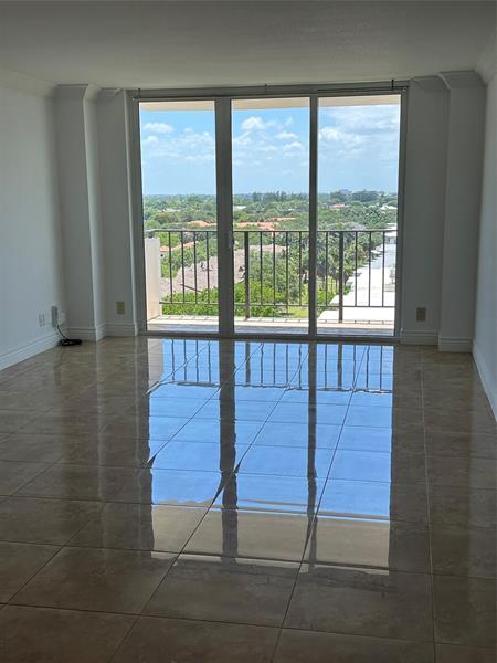 Building Photo - 1900 S Ocean Blvd