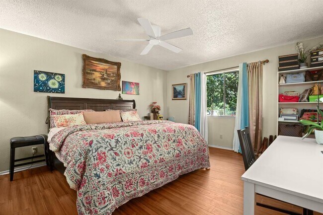 Building Photo - 509 Oat Meadow Dr