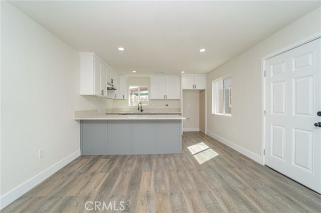 Building Photo - 7420 S Hobart Blvd