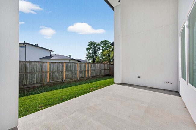 Building Photo - 7507 Faldo Dr