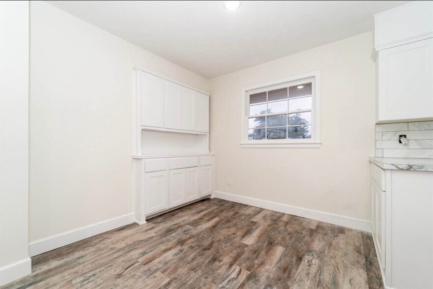 Building Photo - 4939 47th St