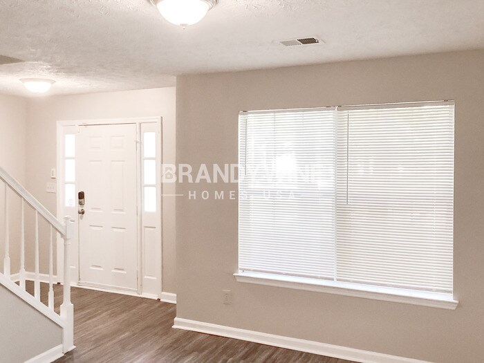 Building Photo - 2586 Rainover Ct
