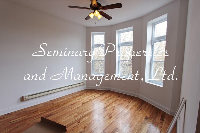 Building Photo - Bright and sunny rehabbed studio apartment with dishwasher  near the brown line and METRA