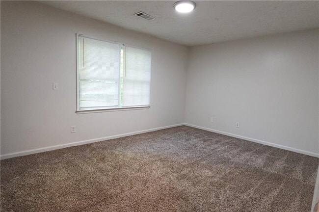 Building Photo - 5504 Estates Ct