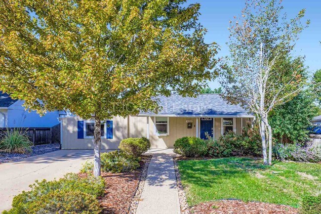 Building Photo - MOVE IN  SPECIAL