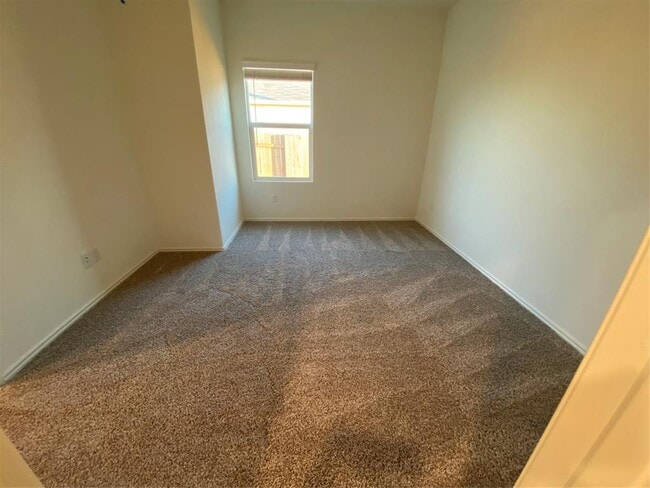 Building Photo - 600 Gabriels Bluff Dr