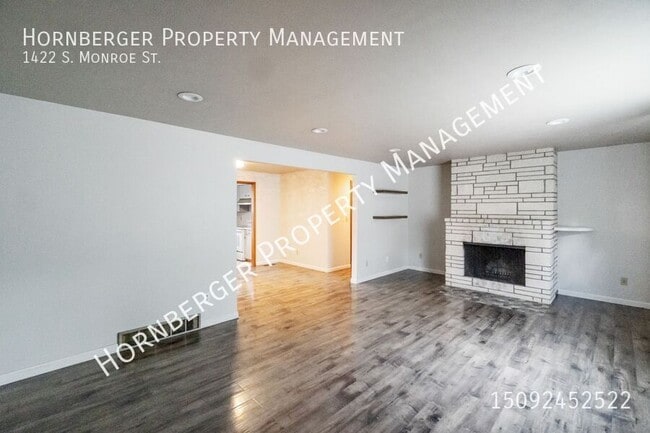 Building Photo - 1422 S Monroe St