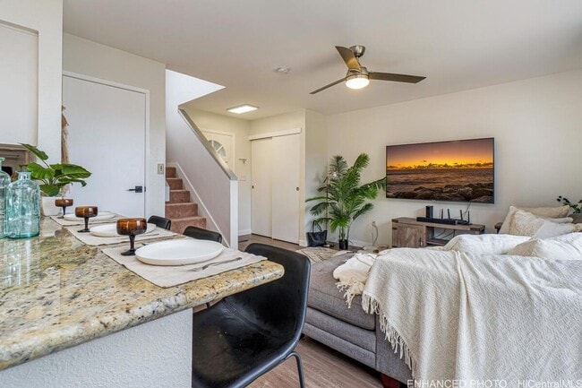 Building Photo - Upgraded & Remodeled 2/2/2 in Ku'ulako - Mililani Mauka