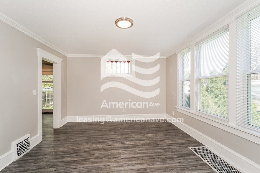 Building Photo - 2635 2nd St NW