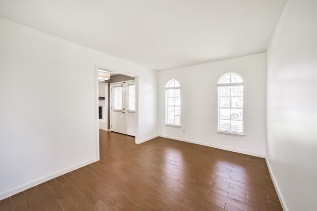 Building Photo - 12526 Chessington Dr