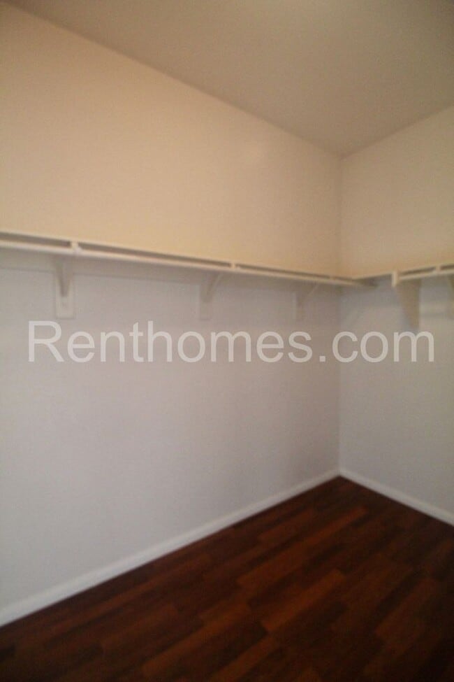 Building Photo - Torrey Highlands, 13330 Via Bellarado #2, ...