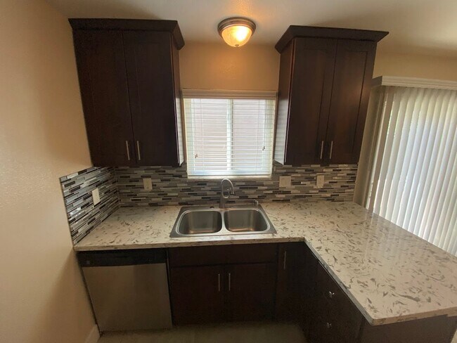 Building Photo - 4013 Andedon Cir