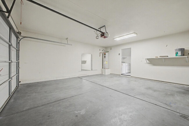 Building Photo - 3903 W Goodman Dr