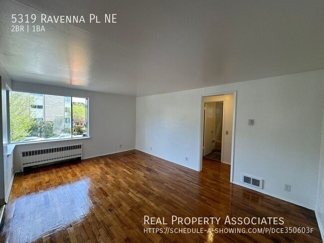 Building Photo - 5319 Ravenna Pl NE