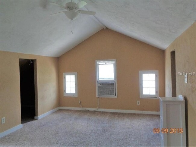 Building Photo - 1411 E New York Ave