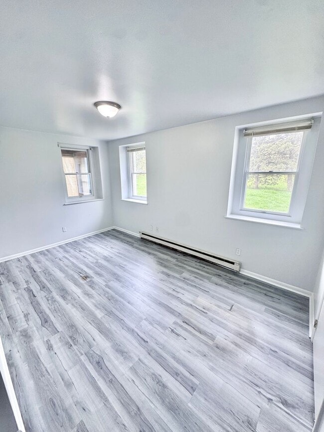 Building Photo - 8361 Schantz Rd