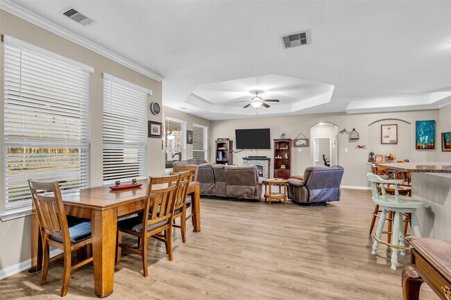 Building Photo - 446 Rd 66111