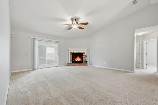 Building Photo - 339 Peggy Dr