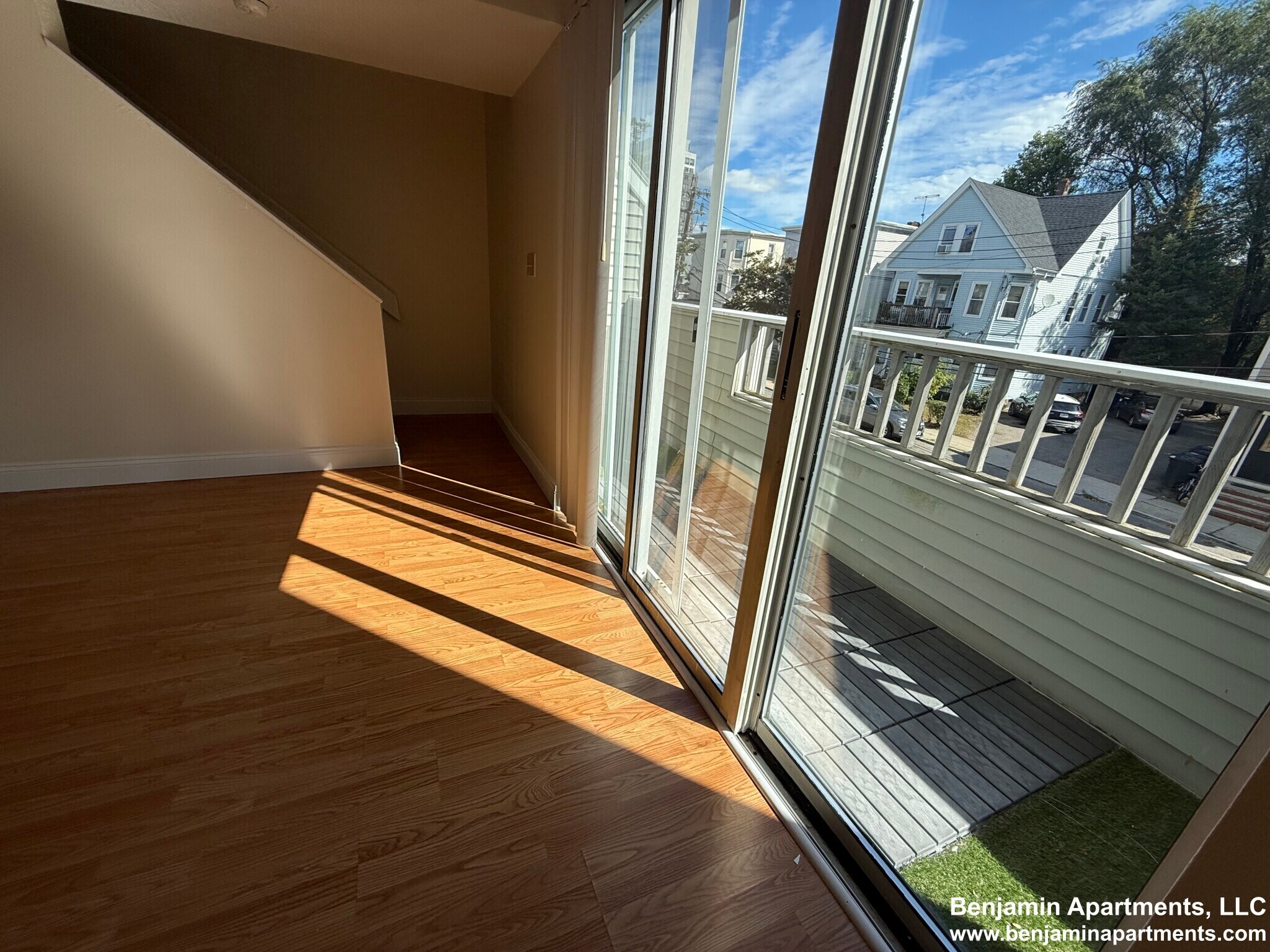 Building Photo - 142 North Beacon St