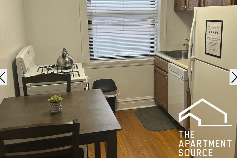 Building Photo - 1911 W Larchmont Ave