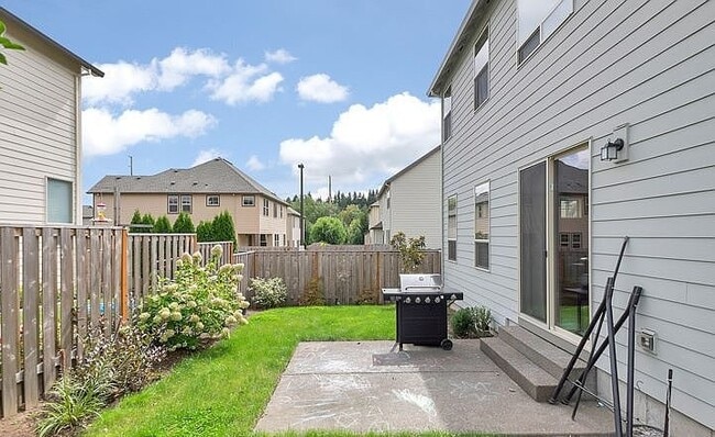 Building Photo - 132 NE 64th Terrace