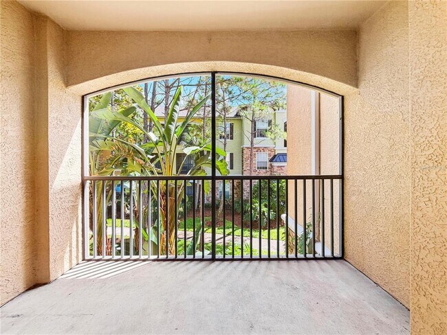 Building Photo - 10209 Courtney Palms Blvd