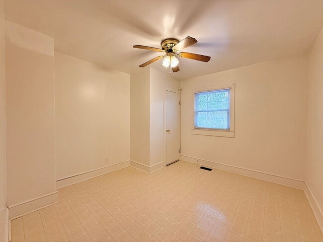 Building Photo - Welcome Home!