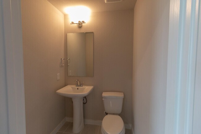 Building Photo - 1140 Enchanted Rock Ln