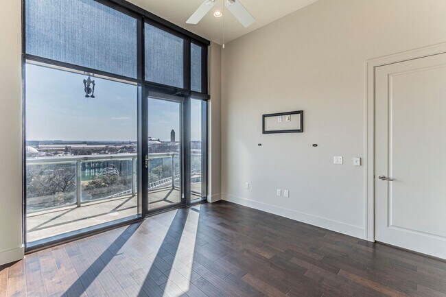 Building Photo - Exclusive wastside condo now available!