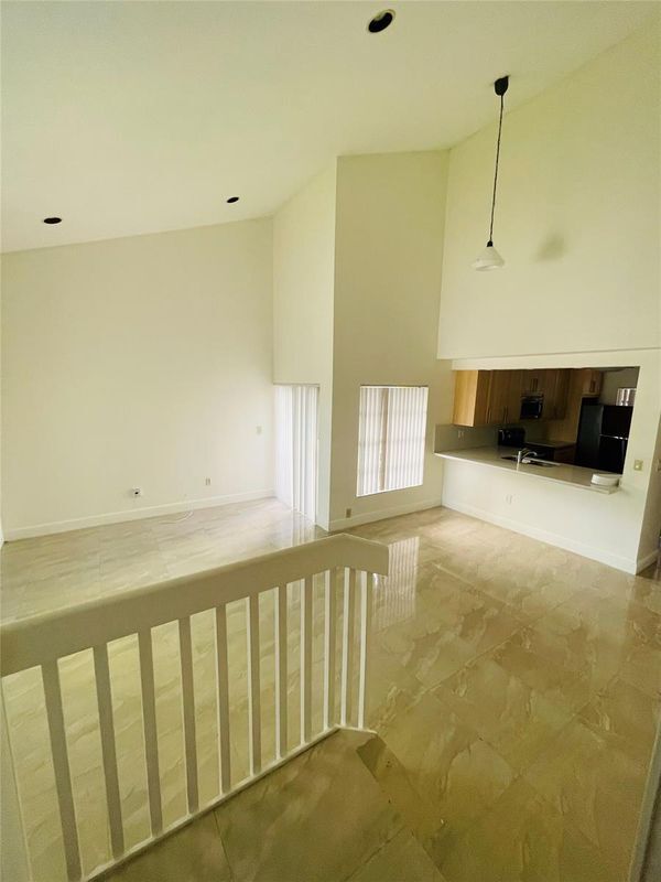 Building Photo - 13976 Langley Pl