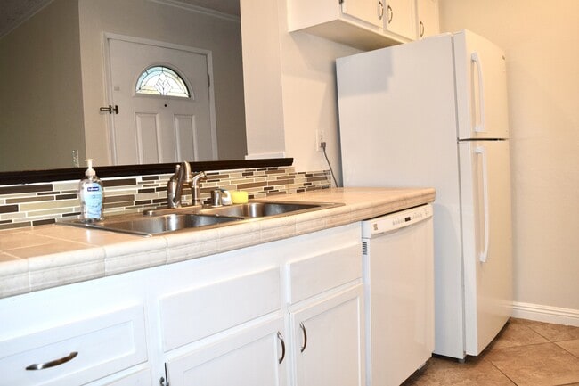 Building Photo - 24525 Trevino Dr