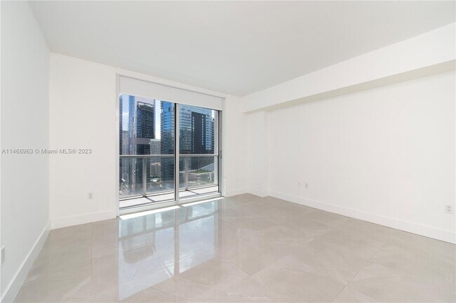 Building Photo - 55 SE 6th St