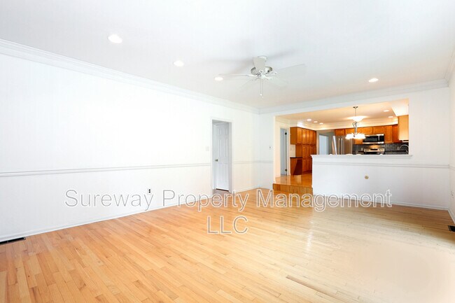 Building Photo - 276 Highland Ave