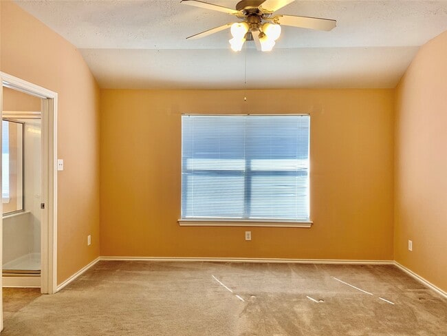 Building Photo - 12414 Jasmine Brook Ln